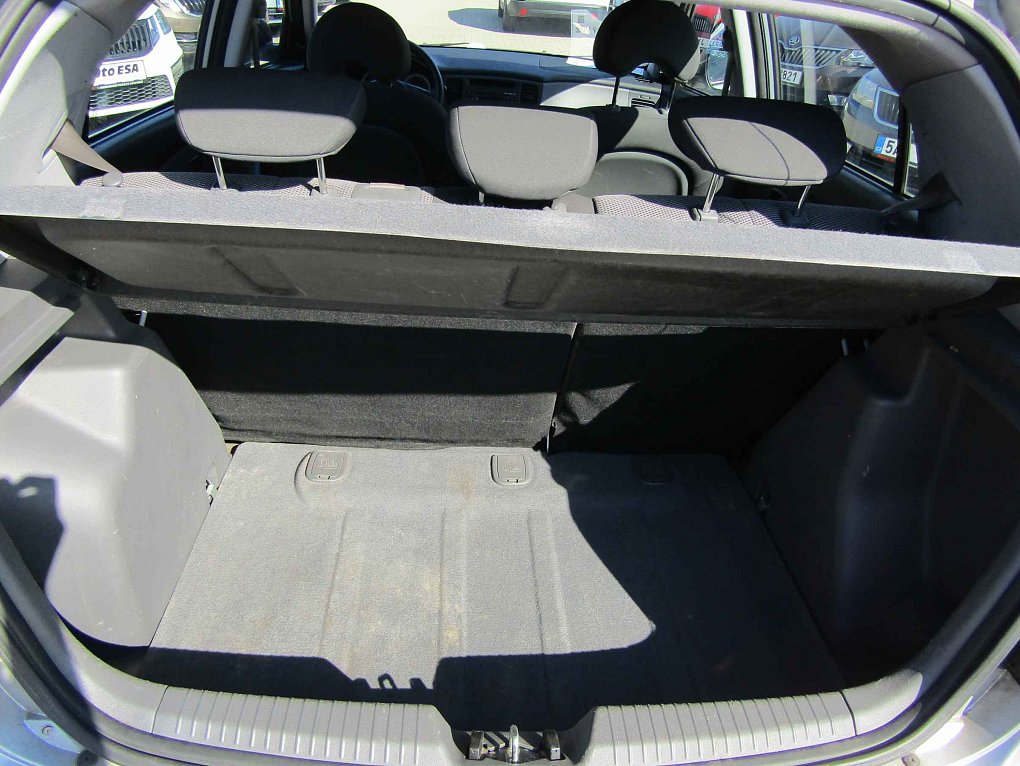 Kia Rio 1.4i 