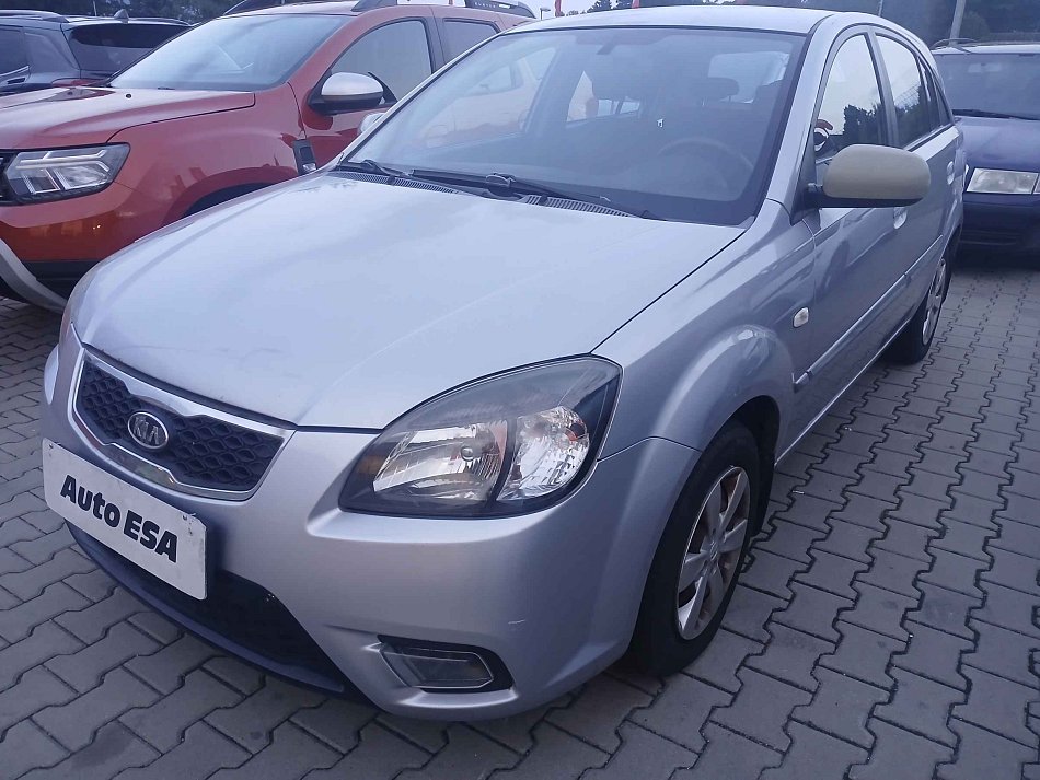 Kia Rio 1.4i 