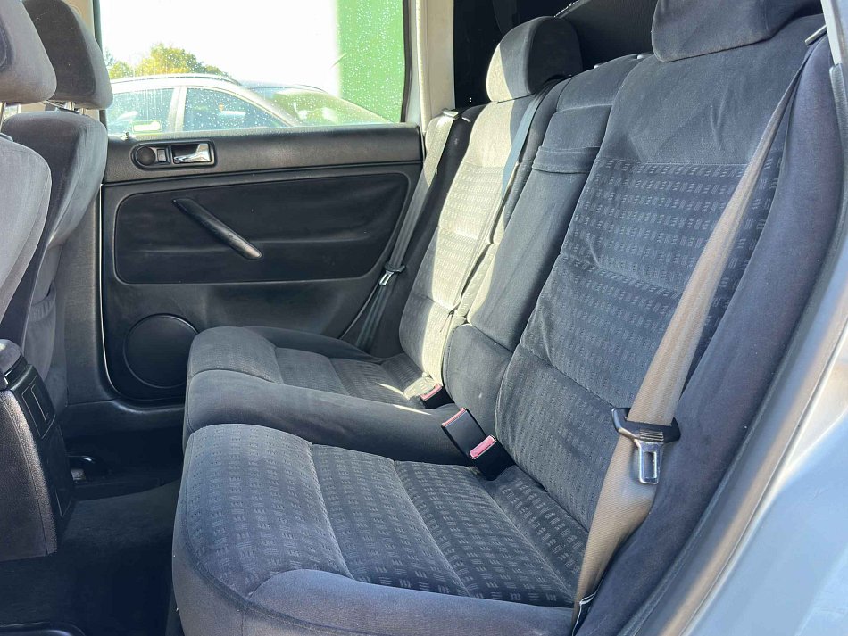 Volkswagen Passat 1.9TDi 