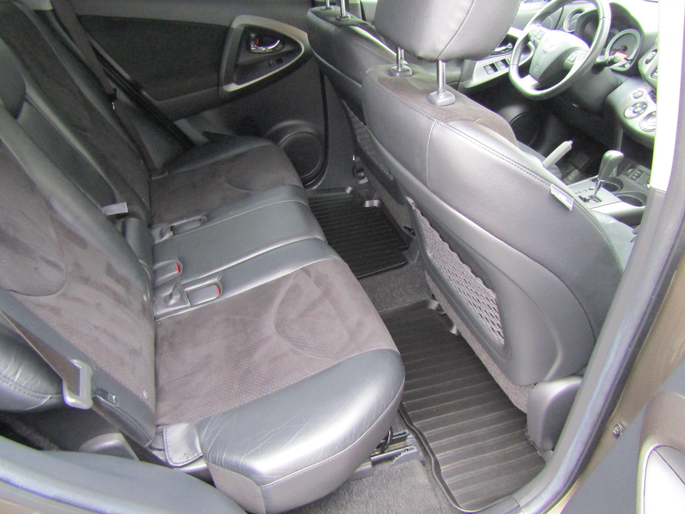 Toyota RAV4, 2010 - pohled č. 15