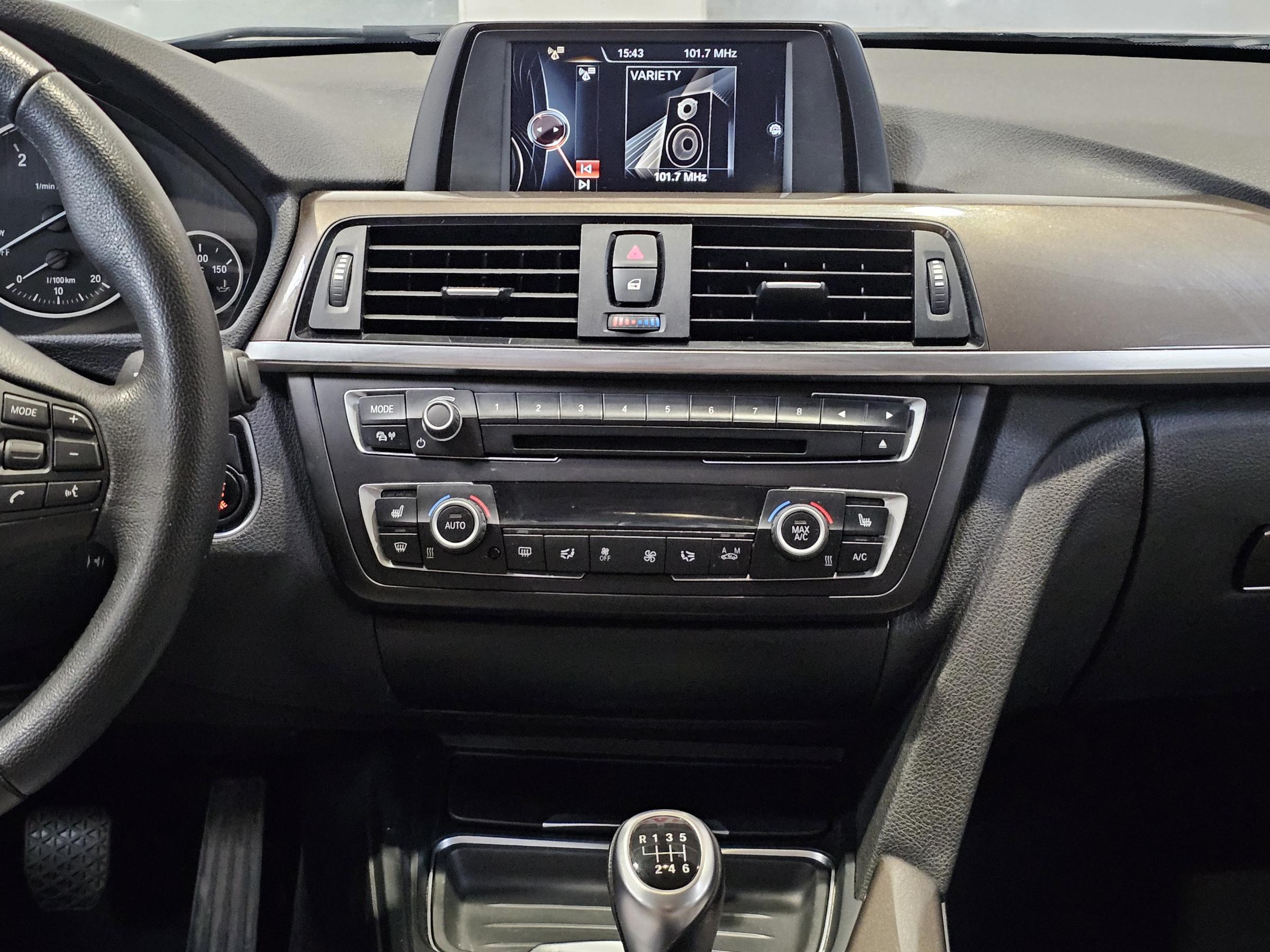 BMW Řada 3, 2014 - pohled č. 11