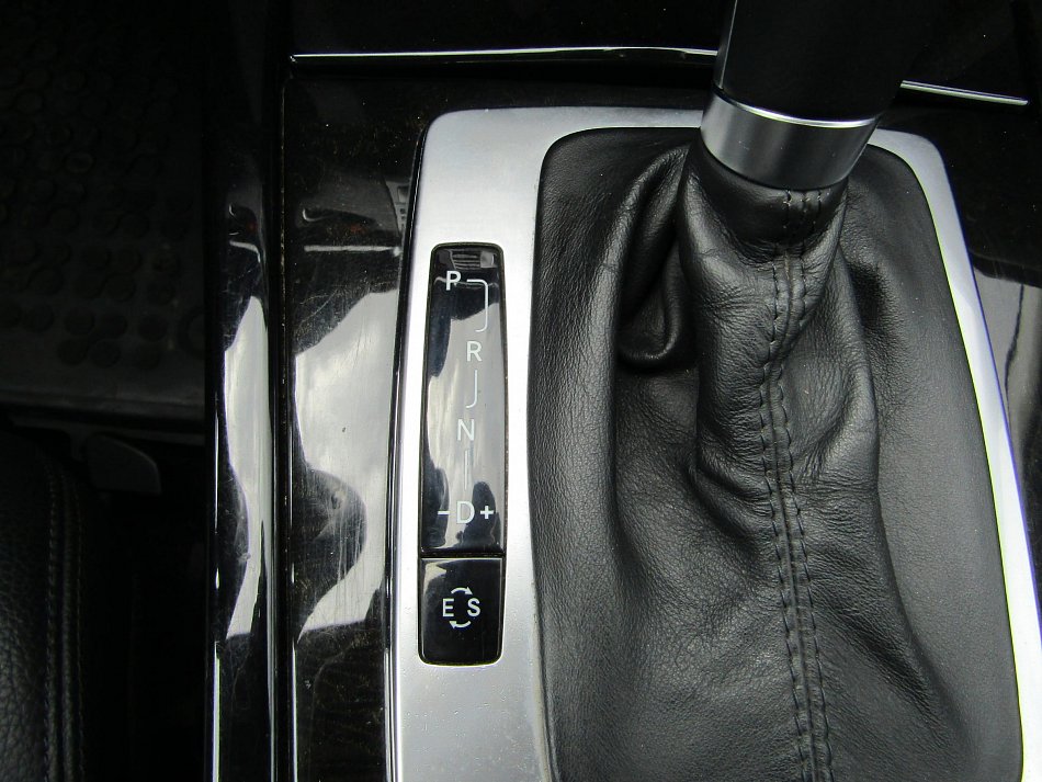 Mercedes-Benz Třída E 1.8i Avantgarde