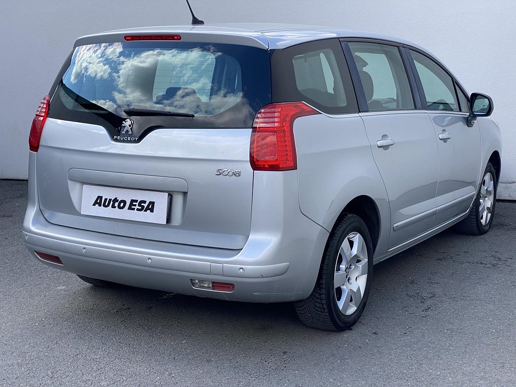 Peugeot 5008 1.6 16V 