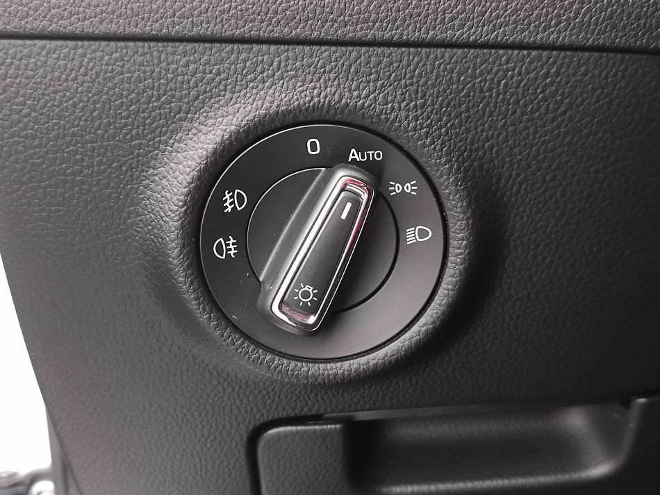 Škoda Superb III 1.6TDi Style