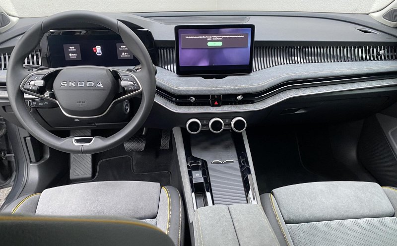 Škoda Superb IV 2.0 TDi Selection