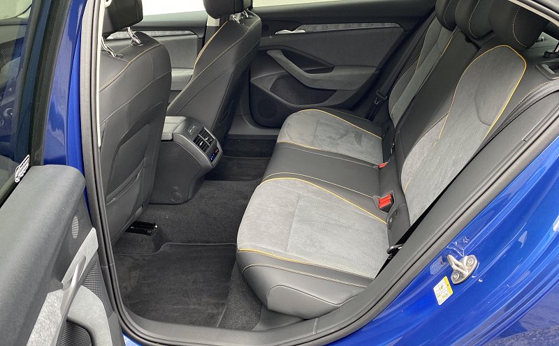 Škoda Superb IV 2.0 TDi Selection