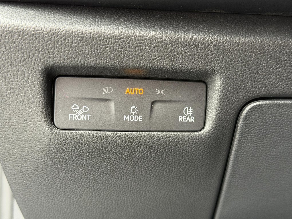 Škoda Superb IV 2.0 TSi L&K