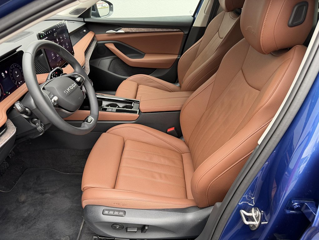 Škoda Superb IV 2.0 TSi L&K