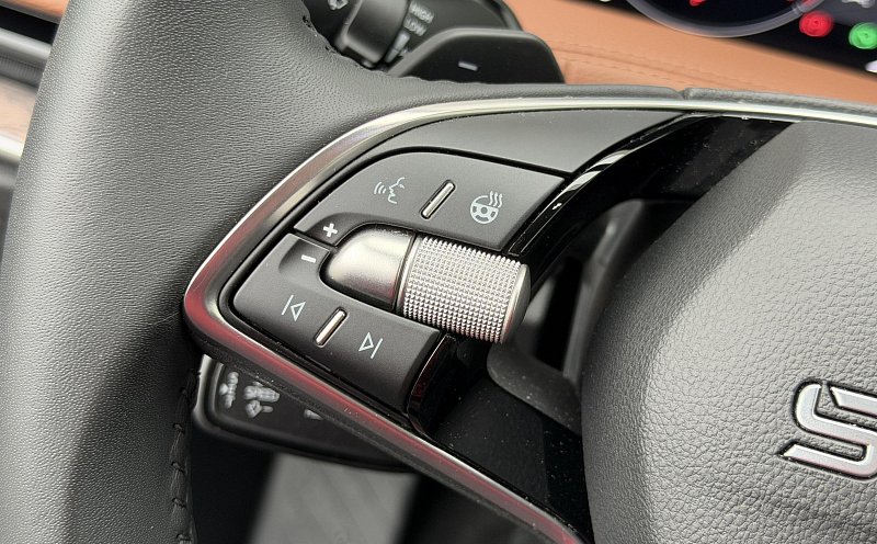 Škoda Superb IV 2.0 TSi L&K