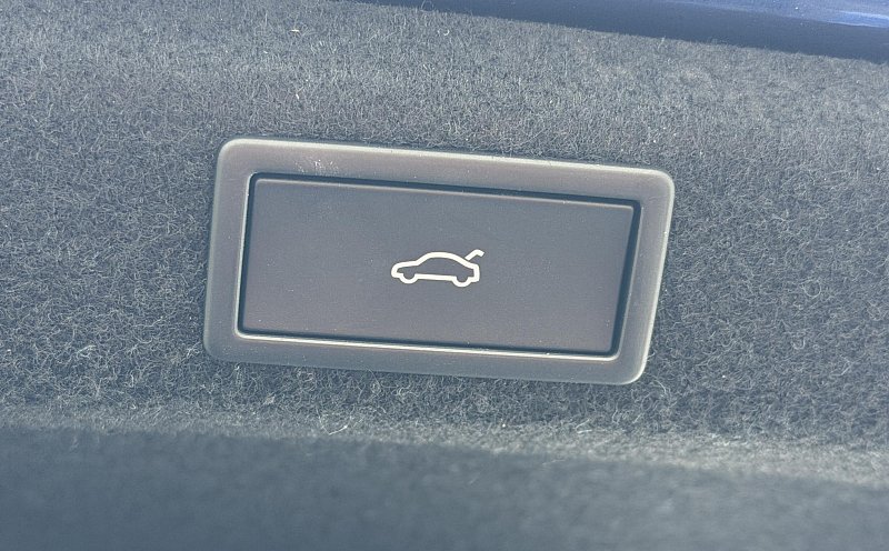 Škoda Superb IV 2.0 TSi L&K