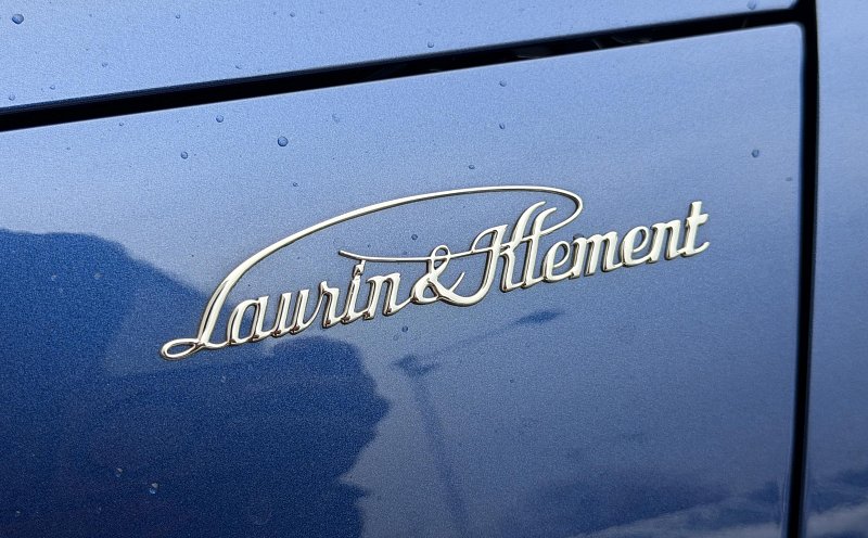 Škoda Superb IV 2.0 TSi L&K