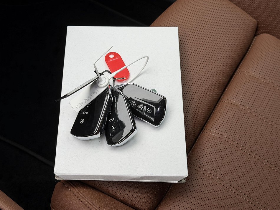 Škoda Superb IV 2.0 TSi L&K