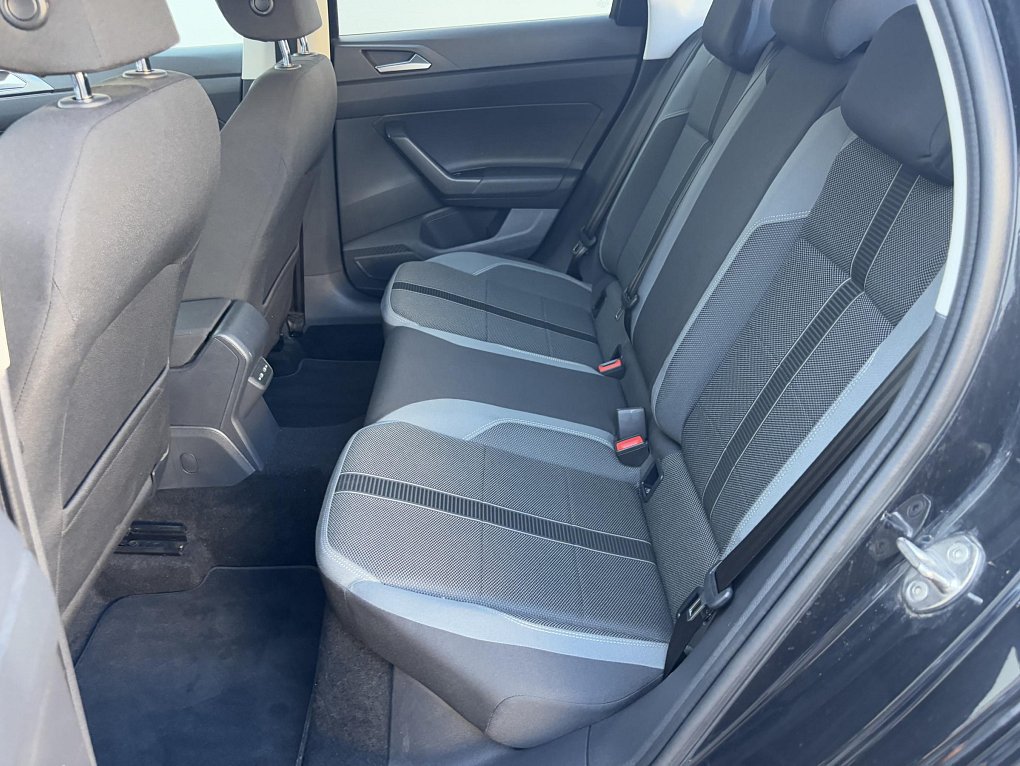 Volkswagen Polo 1.0 TGi Highline