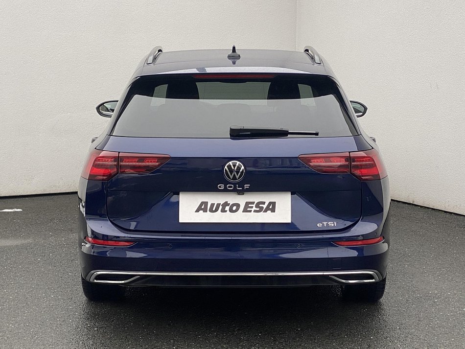 Volkswagen Golf 1.5 e-TSi Style