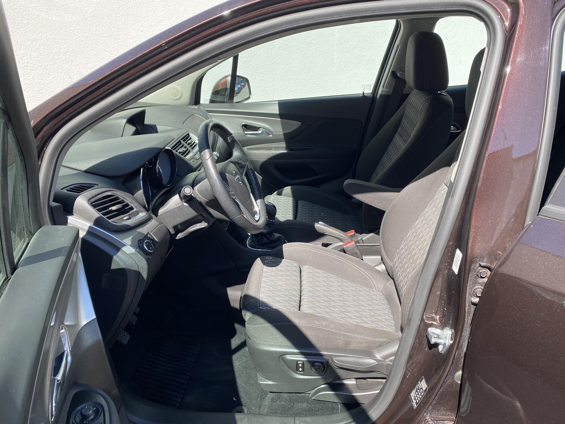 Opel Mokka, 2015 - pohled č. 11