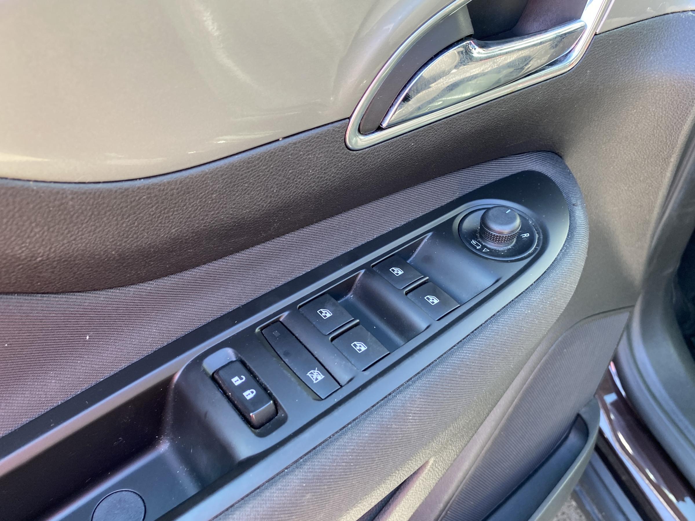 Opel Mokka, 2015 - pohled č. 18