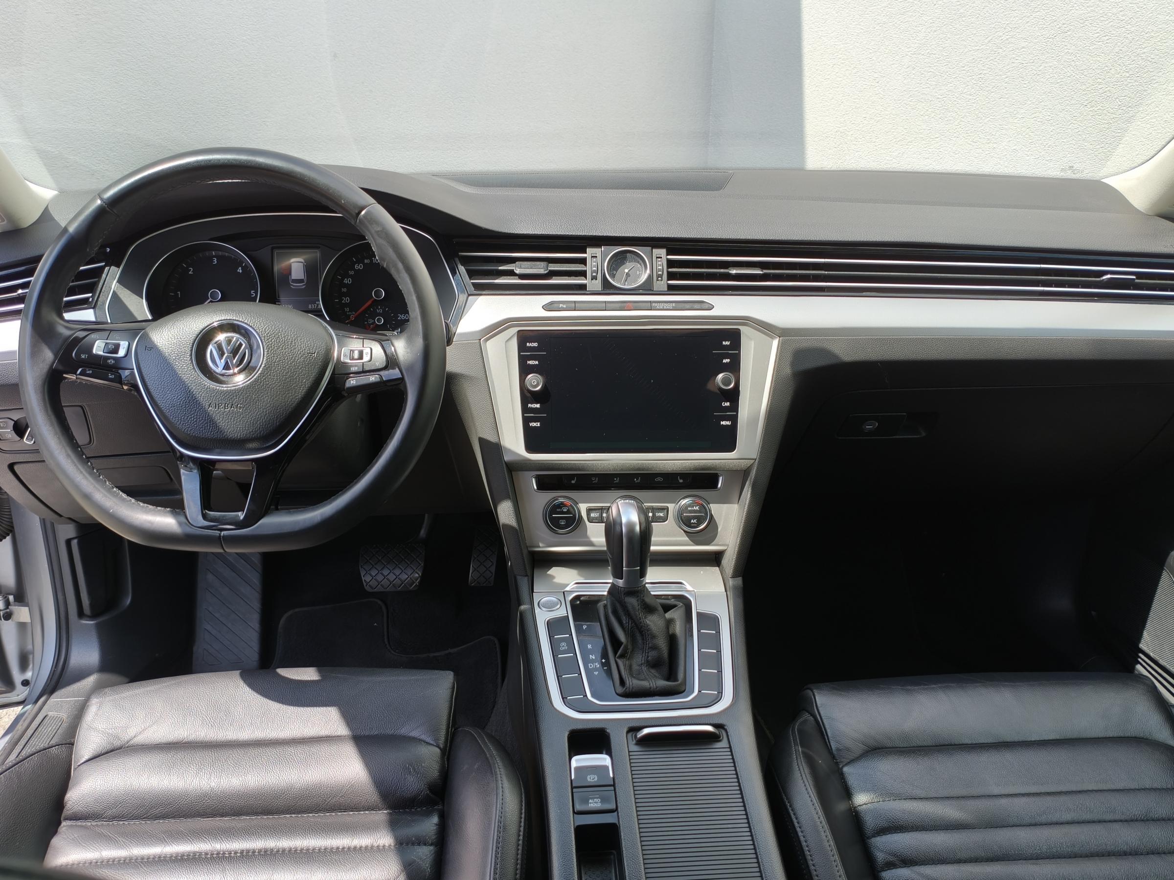 Volkswagen Passat, 2019 - pohled č. 9