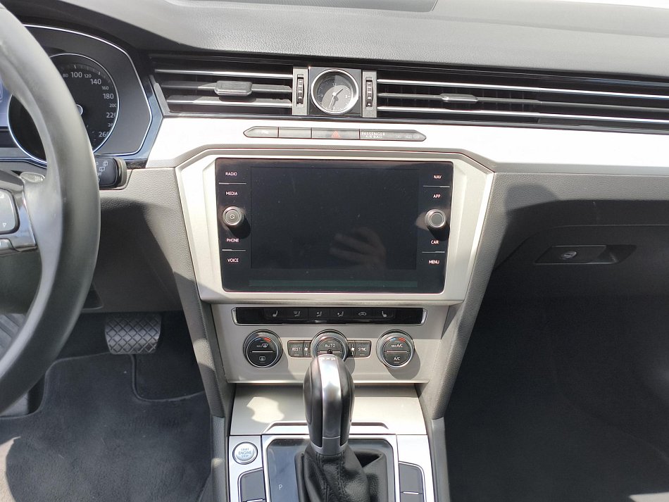 Volkswagen Passat 1.6 TDI Comfortline