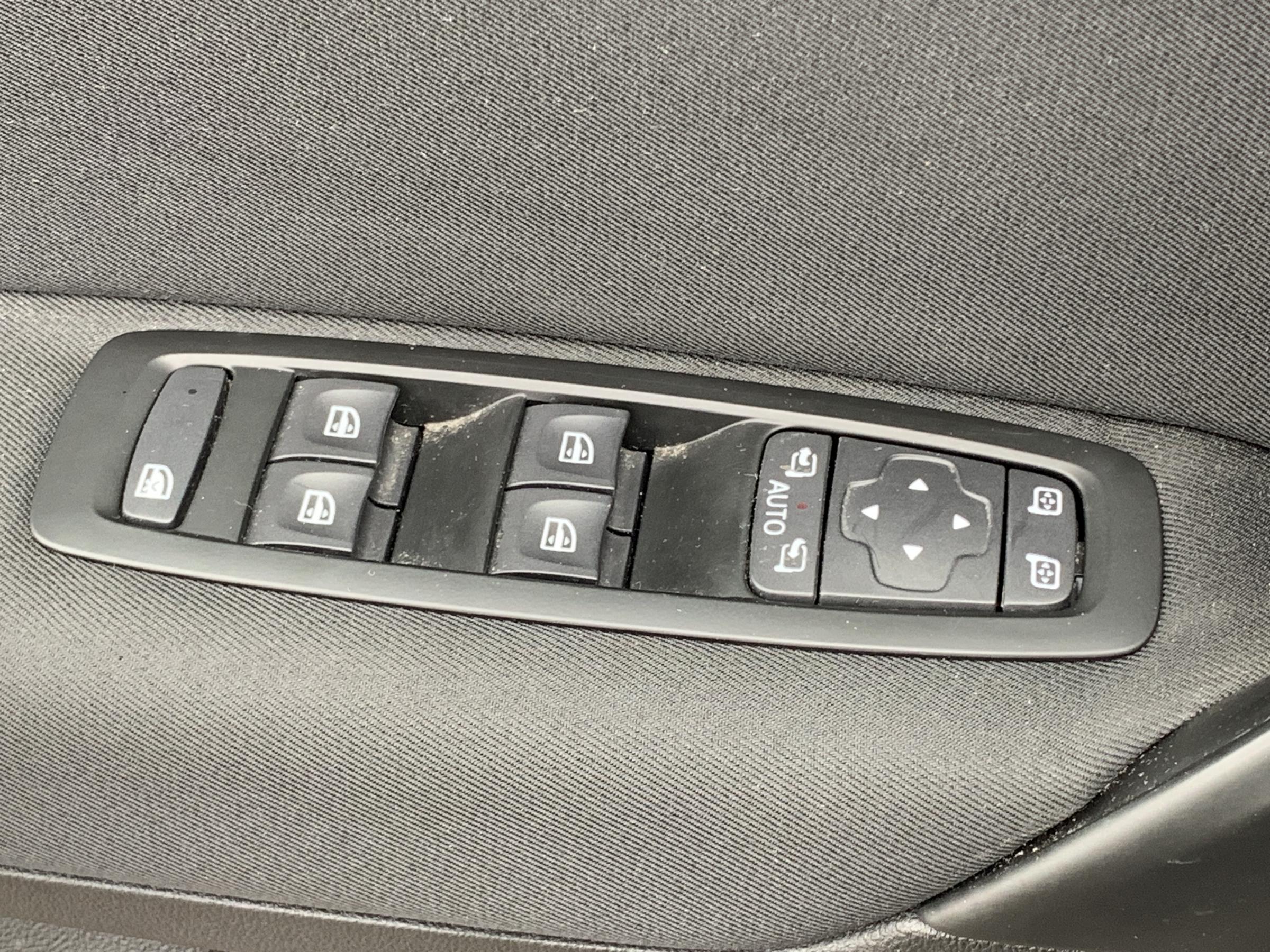 Renault Mégane, 2020 - pohled č. 21