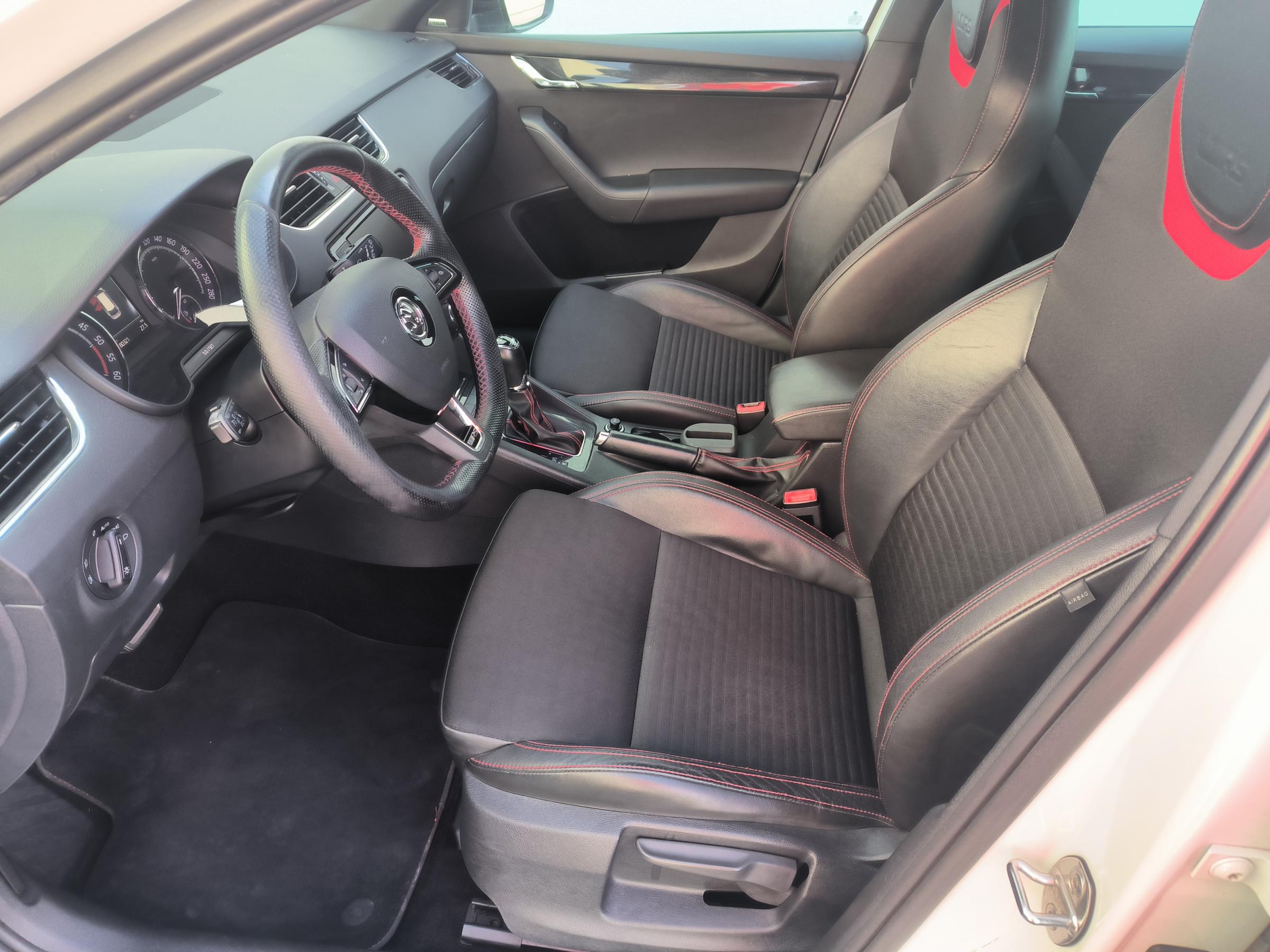 Škoda Octavia III, 2015 - pohled č. 11