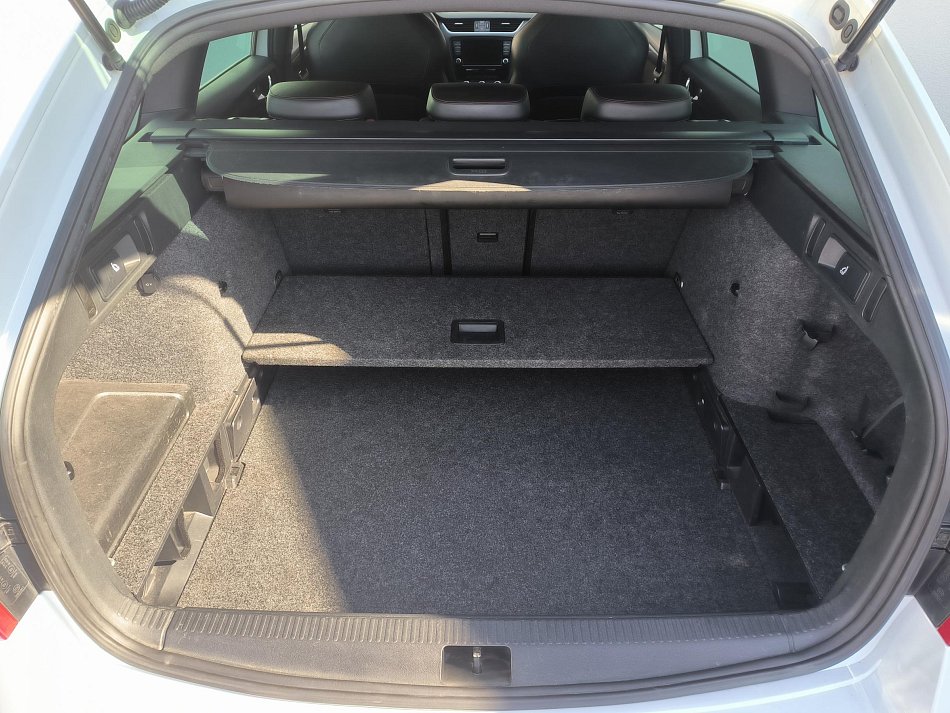 Škoda Octavia III 2.0 TDi RS