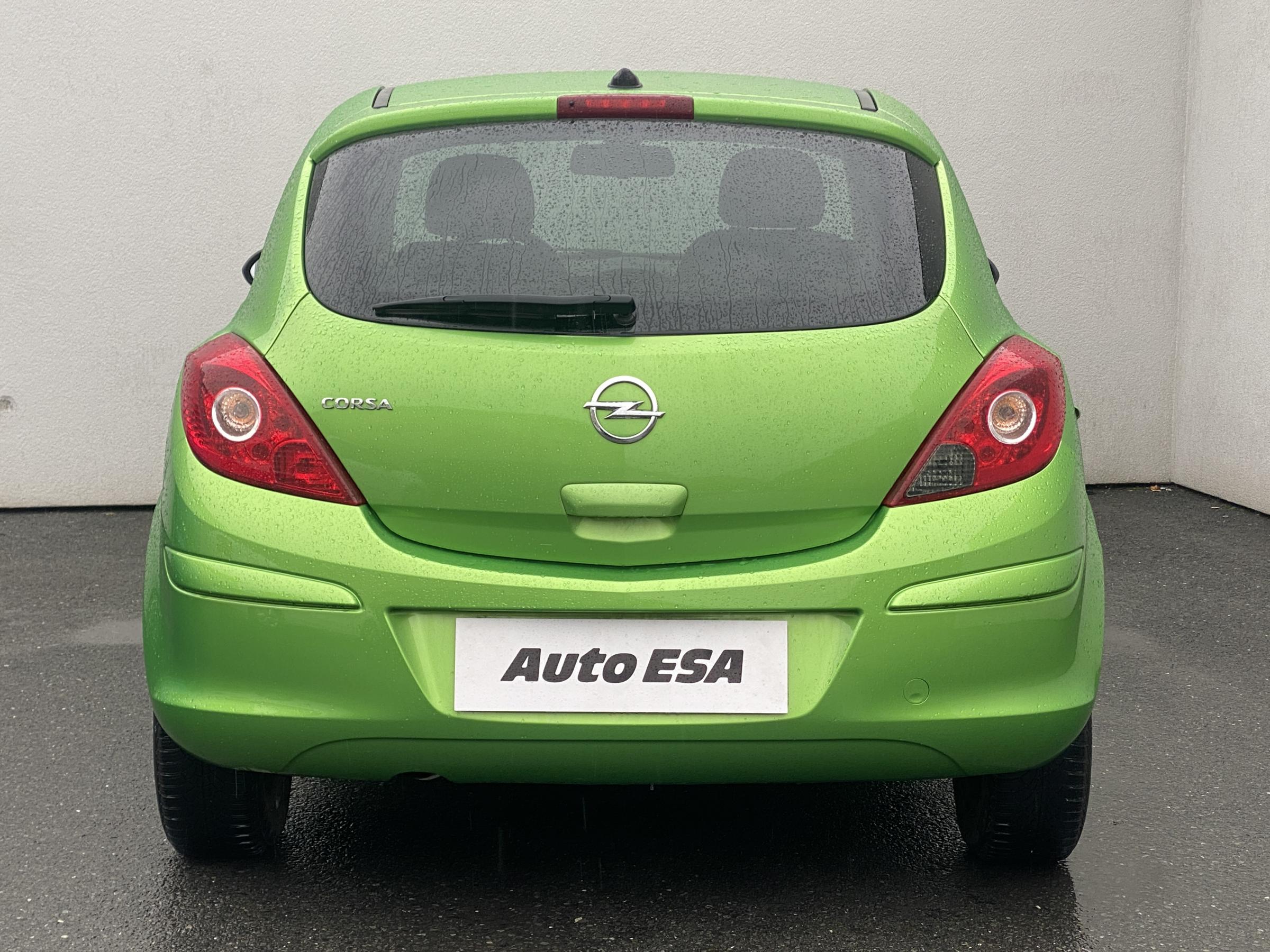 Opel Corsa, 2012 - pohled č. 5