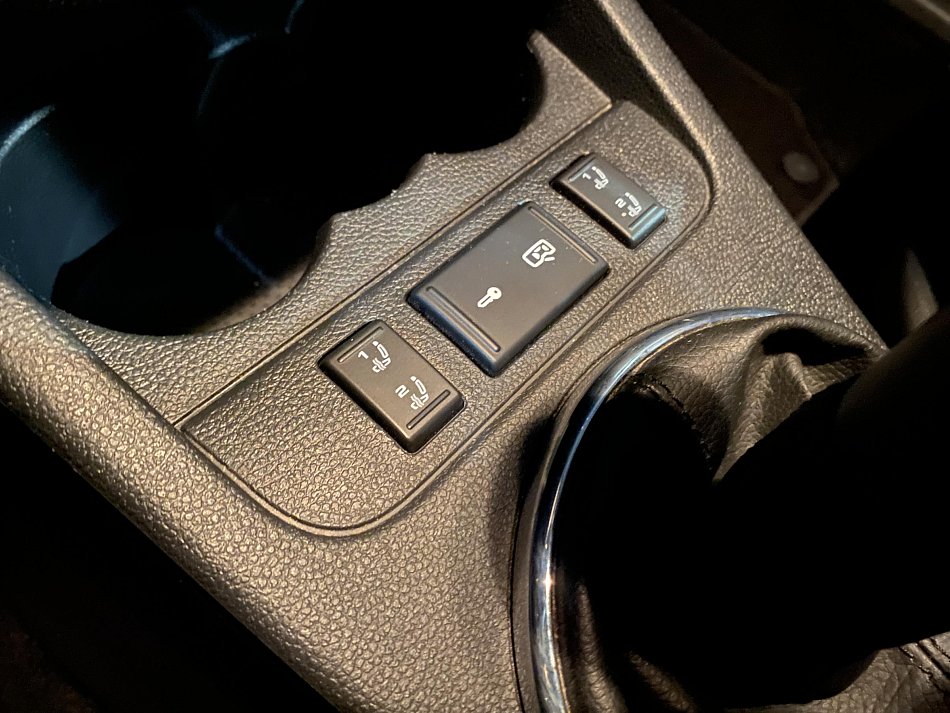 Škoda Fabia II 1.2 TSi Ambiente