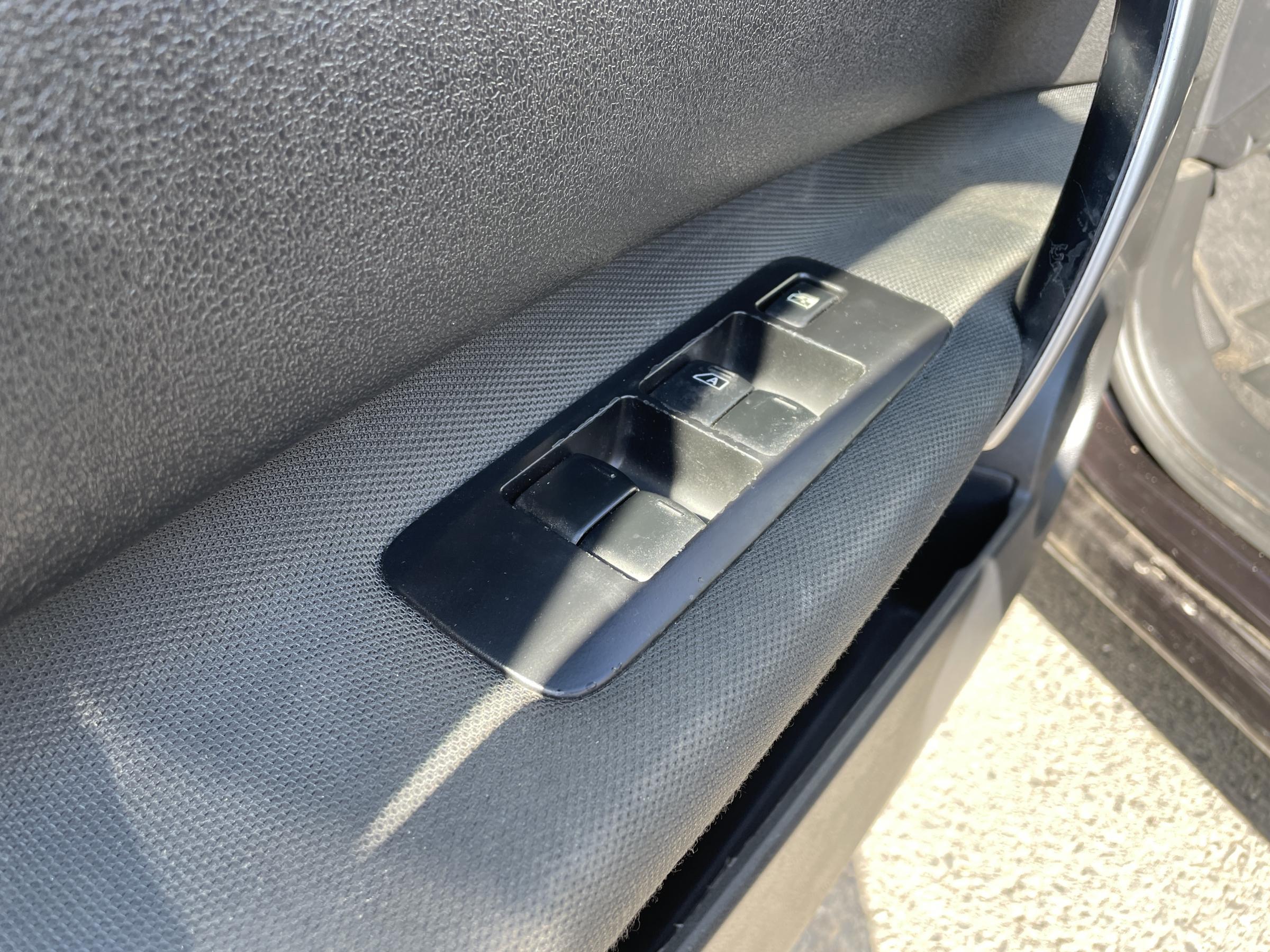 Nissan Qashqai, 2012 - pohled č. 18