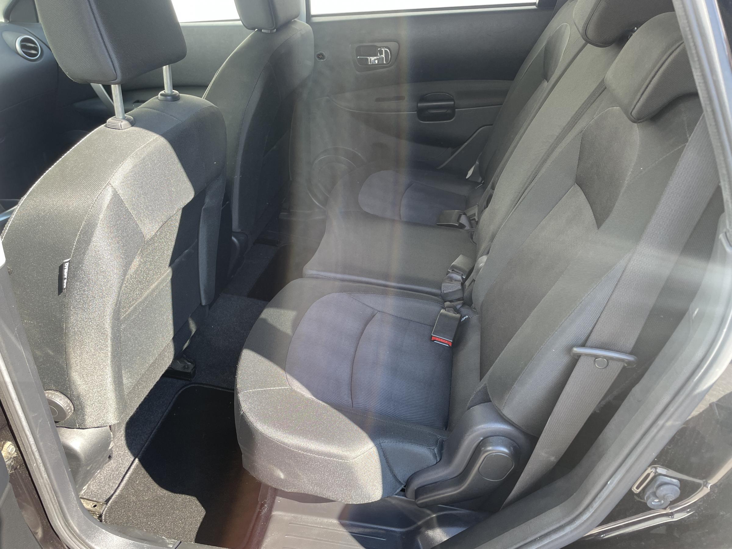 Nissan Qashqai, 2012 - pohled č. 9