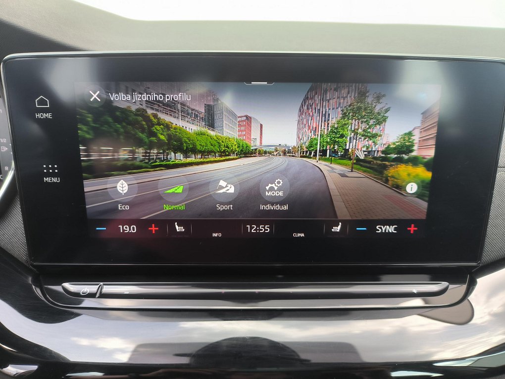 Škoda Octavia IV 1.5 TSi Style