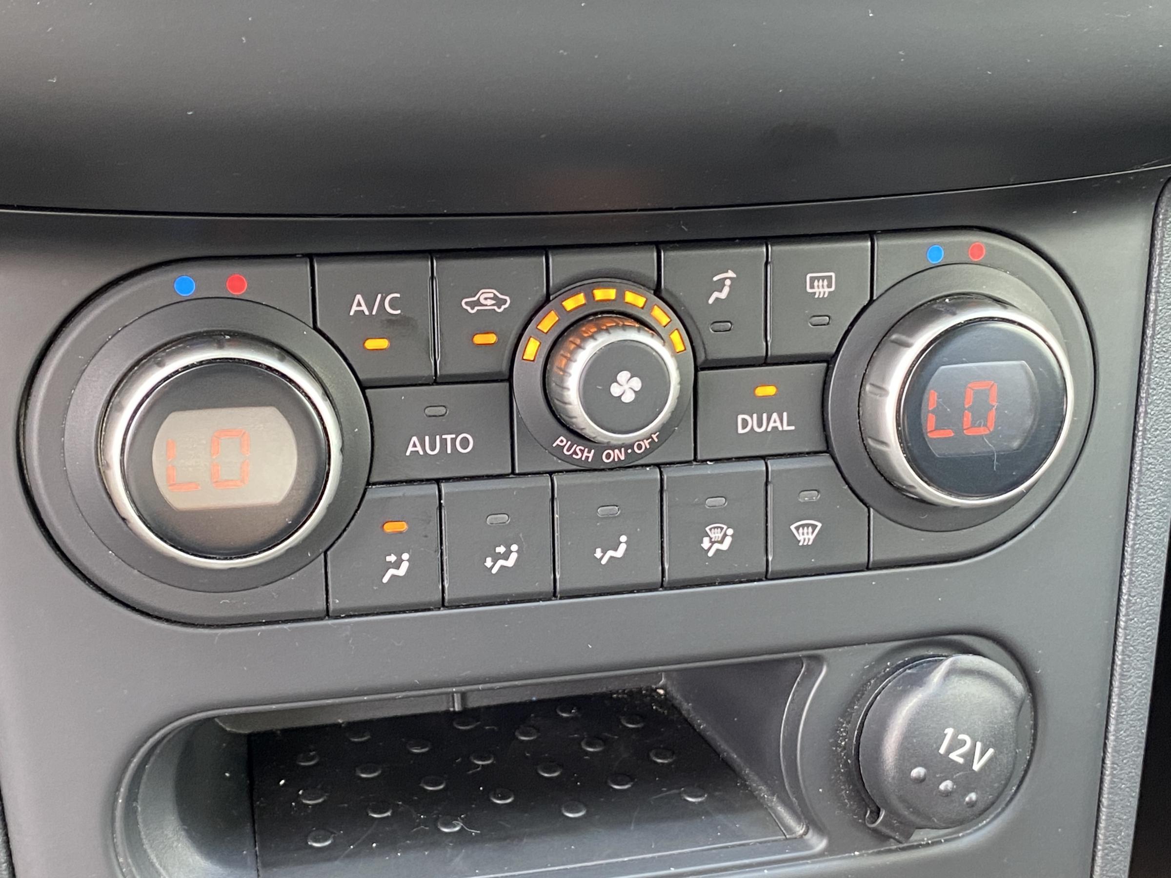 Nissan Qashqai, 2011 - pohled č. 17