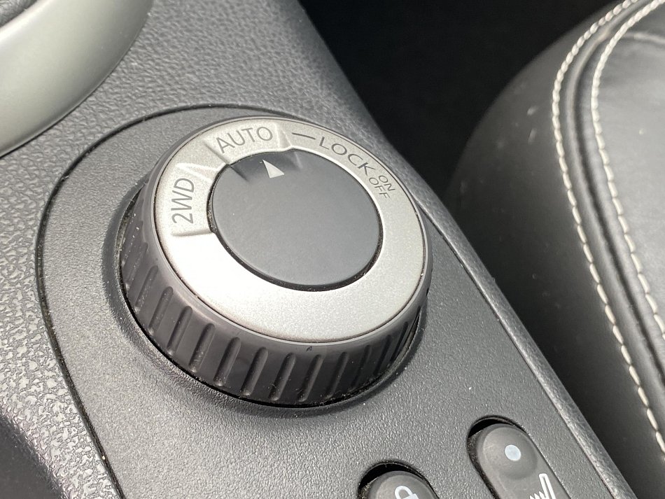 Nissan Qashqai 2.0i Tekna 4x4