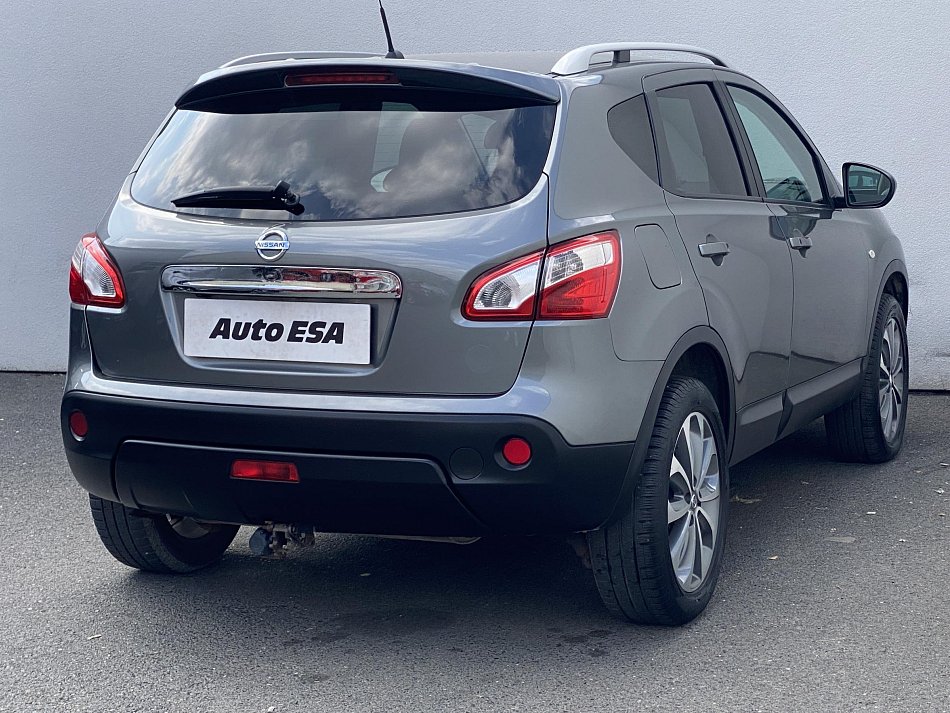 Nissan Qashqai 2.0i Tekna 4x4