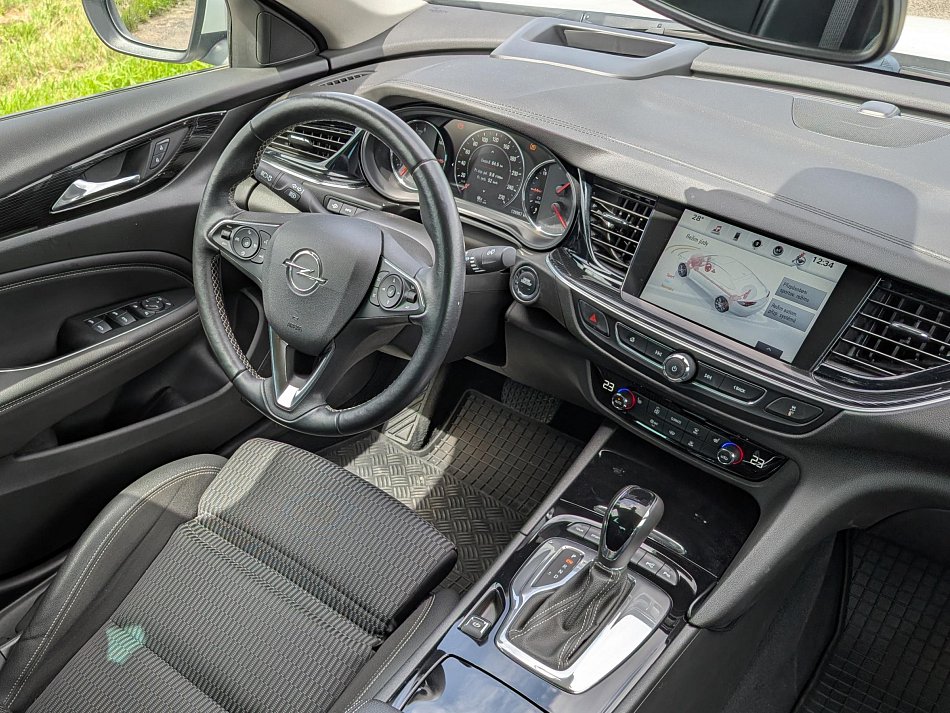 Opel Insignia 2.0 T  4x4