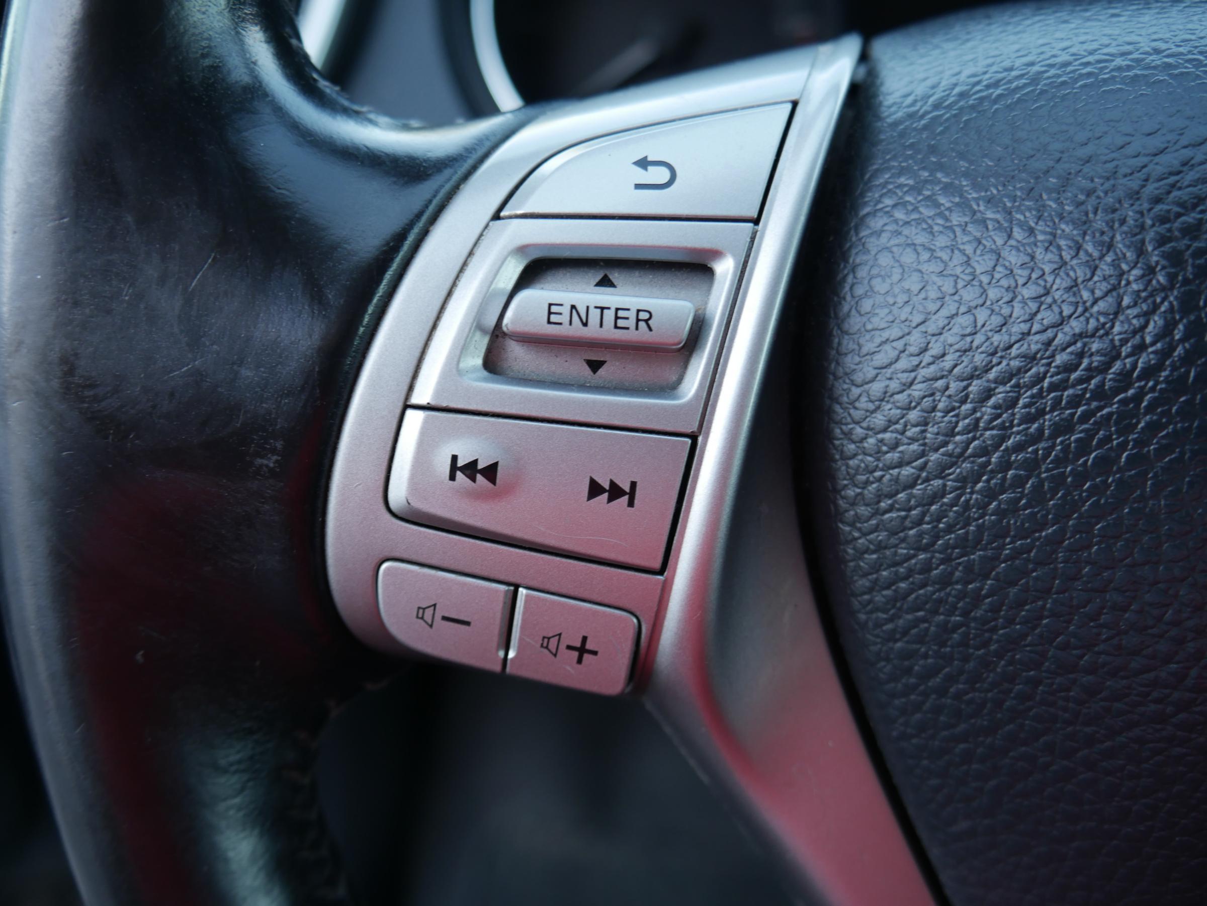 Nissan Qashqai, 2016 - pohled č. 14