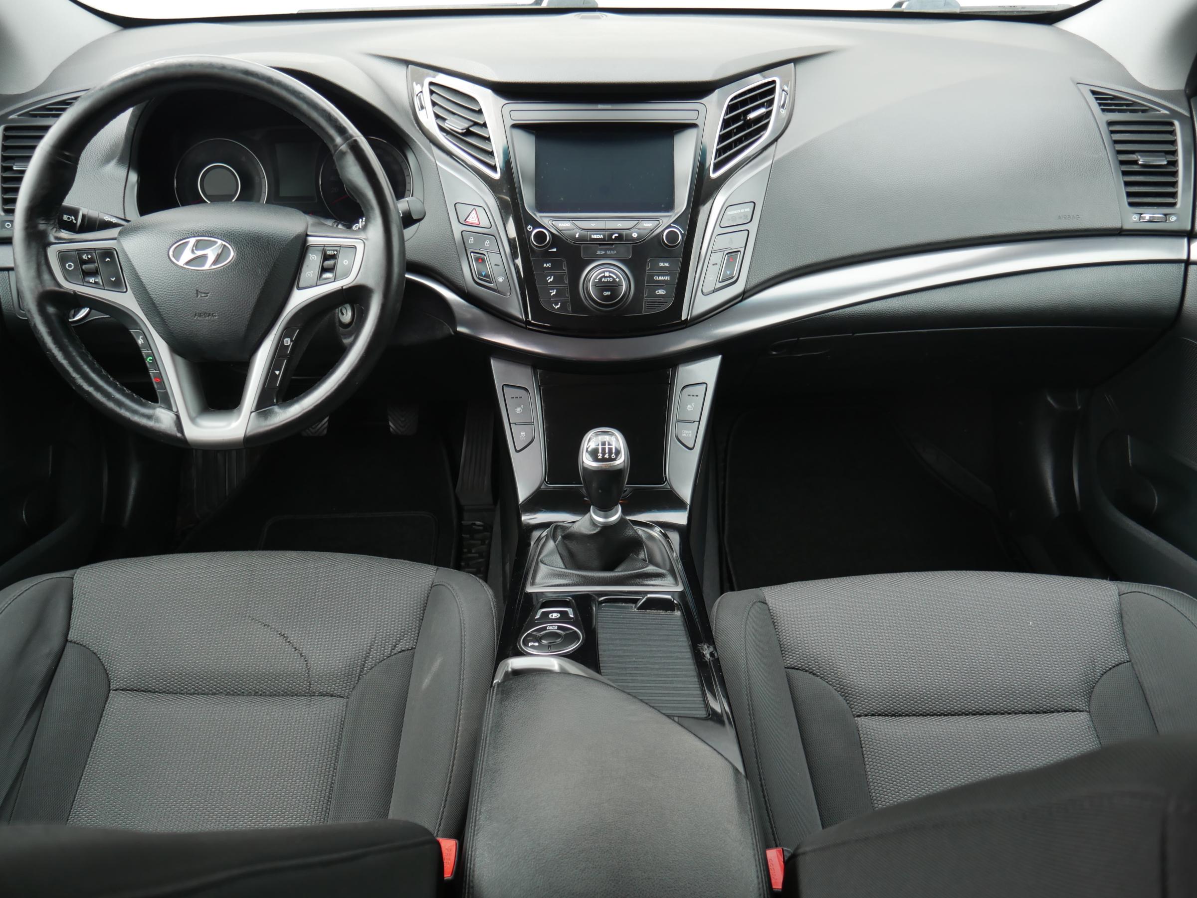 Hyundai i40, 2017 - pohled č. 10