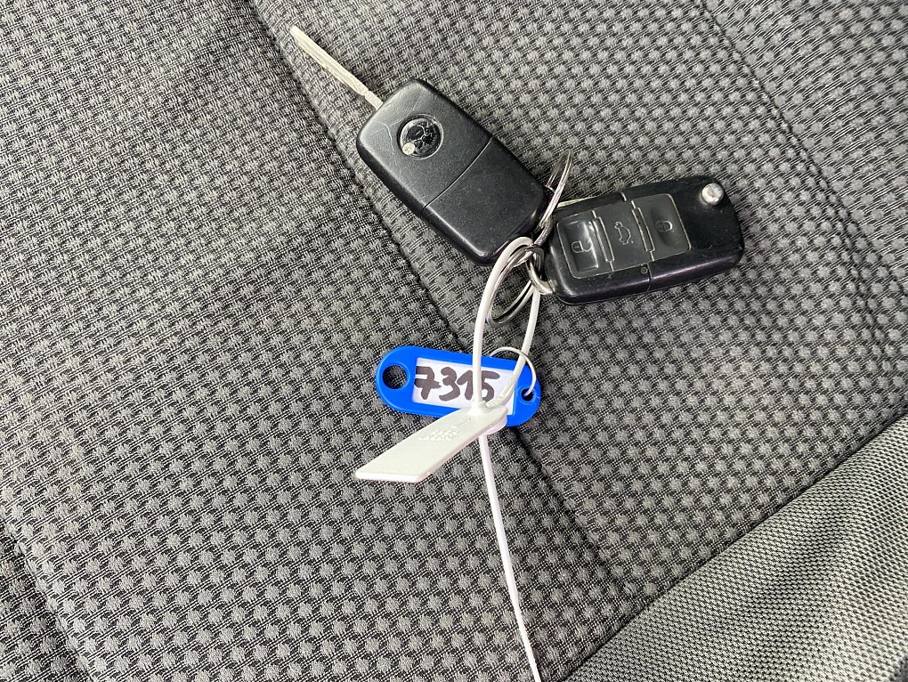 Volkswagen Golf 1.6 TDi 