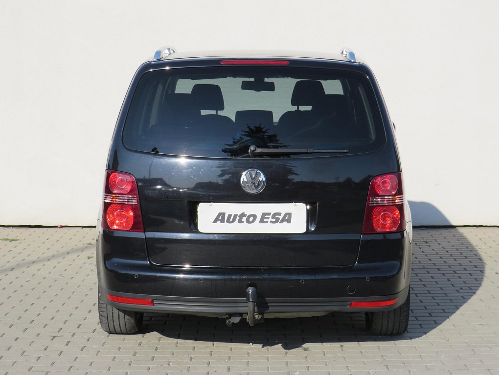 Volkswagen Touran 2.0 TDi Highline