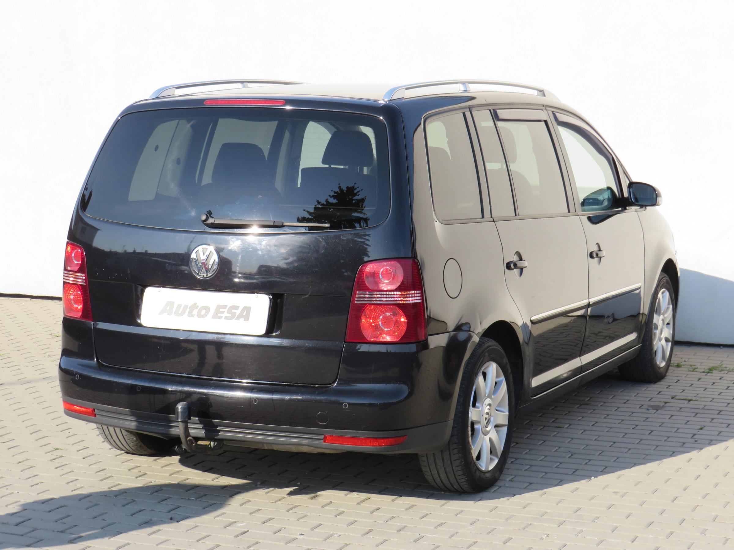 Volkswagen Touran, 2007 - pohled č. 4