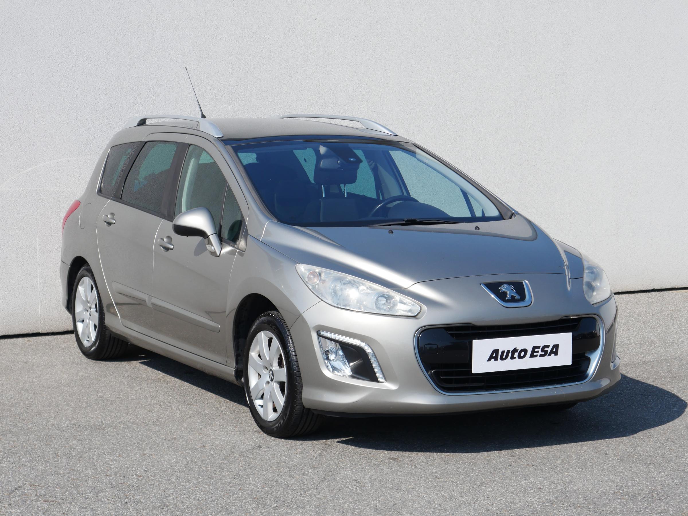 Peugeot 308, 2012 - celkový pohled