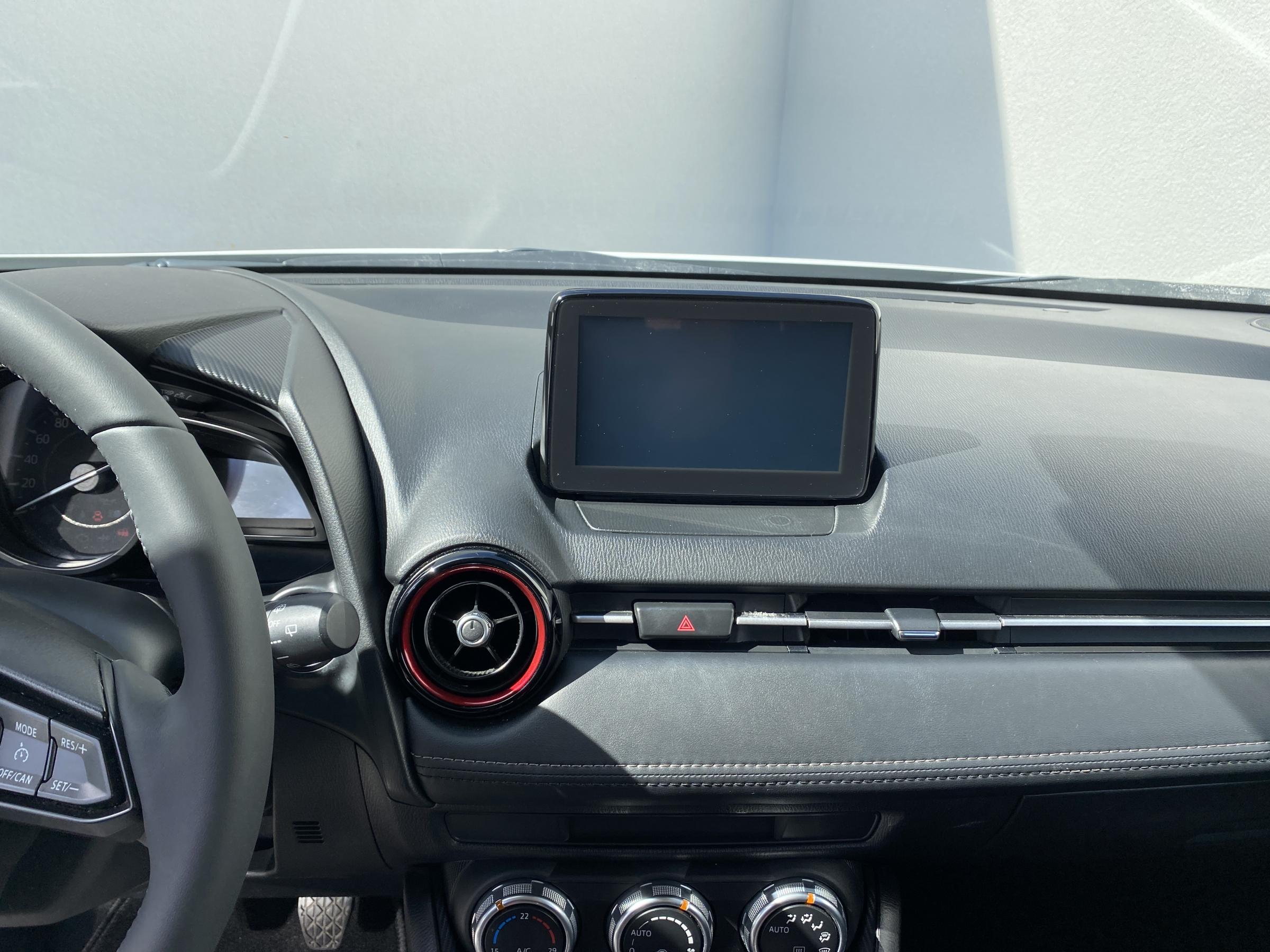 Mazda CX-3, 2017 - pohled č. 10