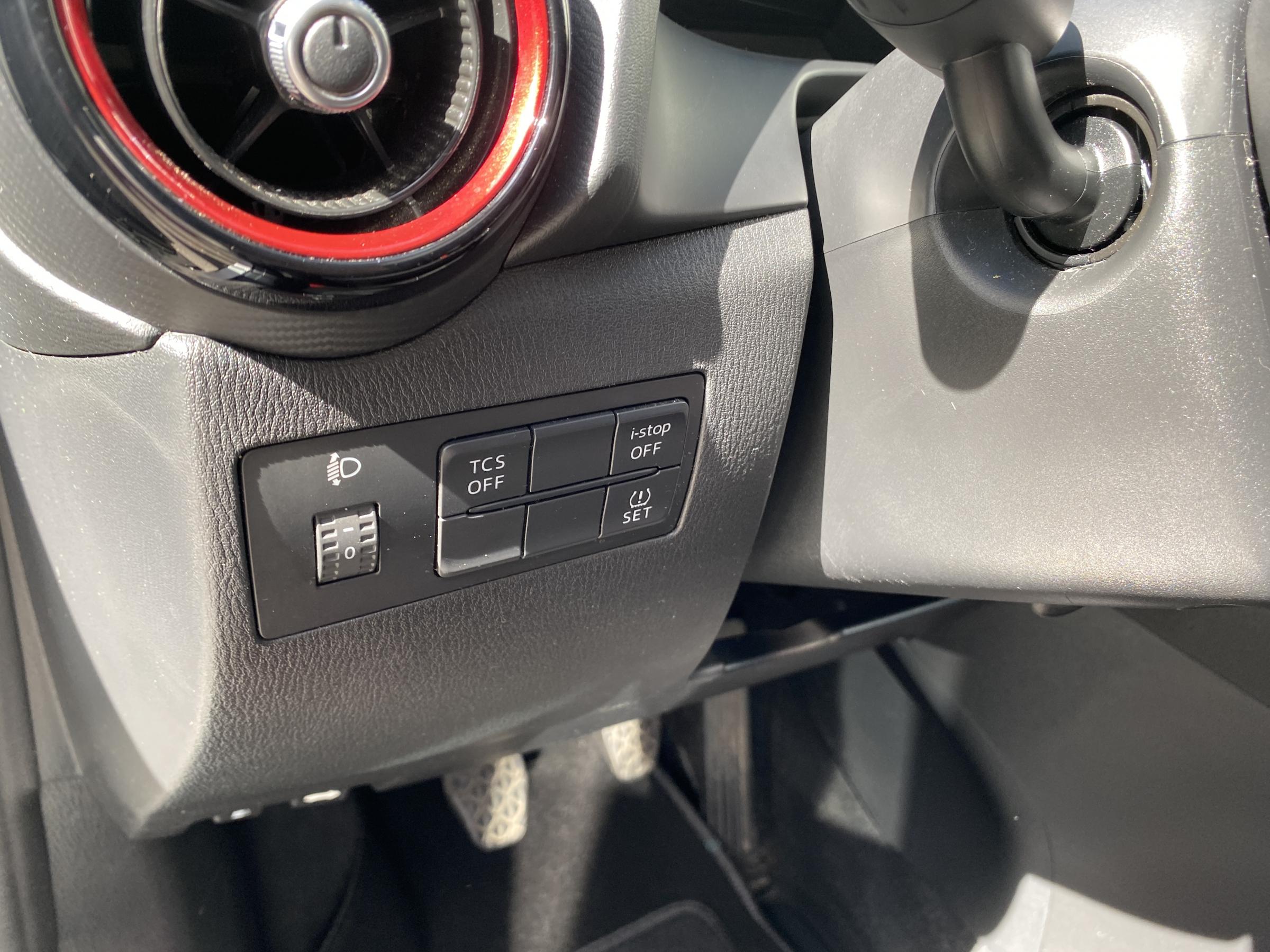 Mazda CX-3, 2017 - pohled č. 16