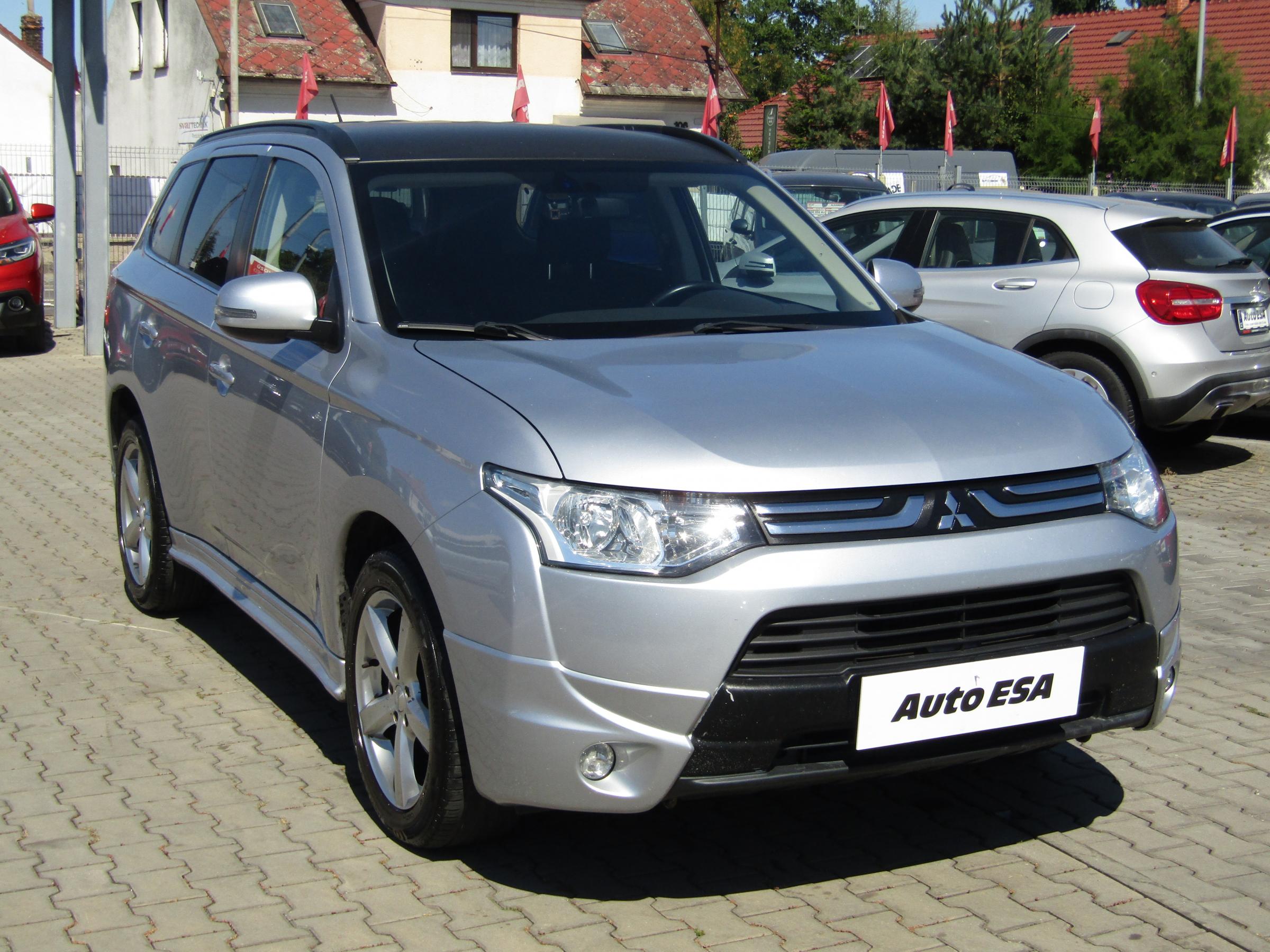 Mitsubishi Outlander, 2013
