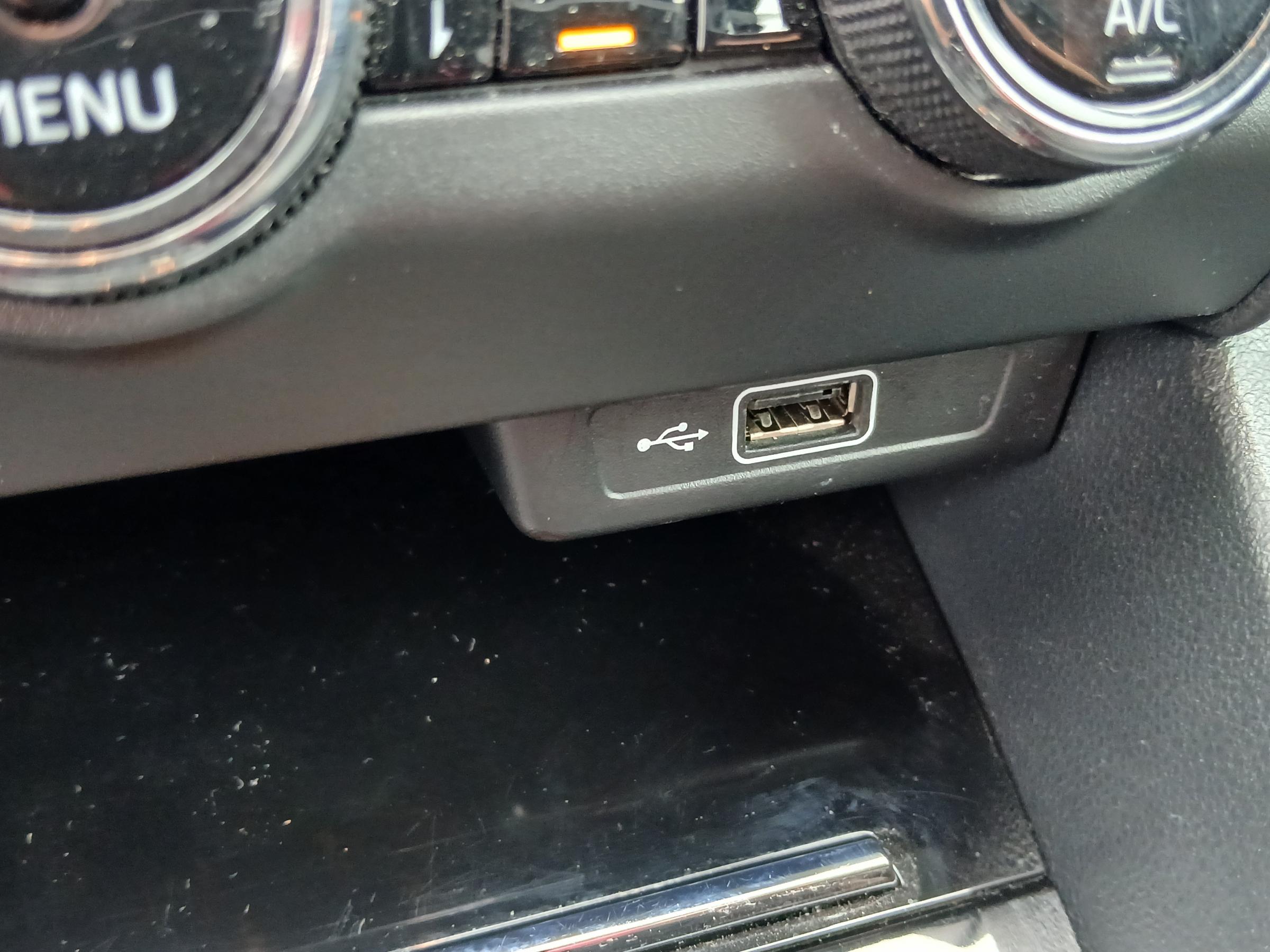 Škoda Octavia III, 2019 - pohled č. 20