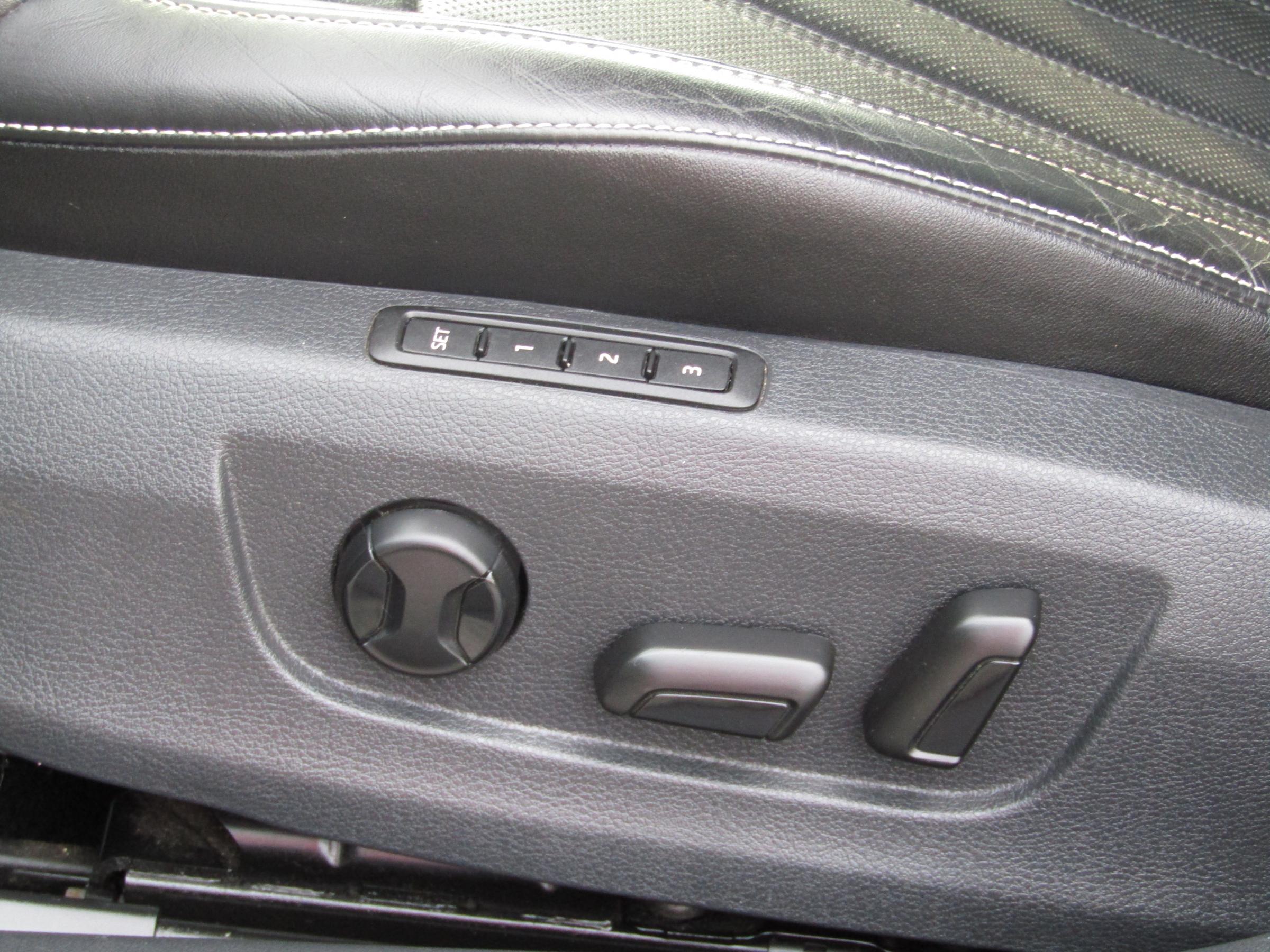 Škoda Superb III, 2019 - pohled č. 11