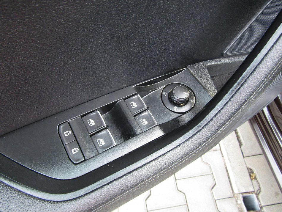 Škoda Superb III 2.0 TDi L&K