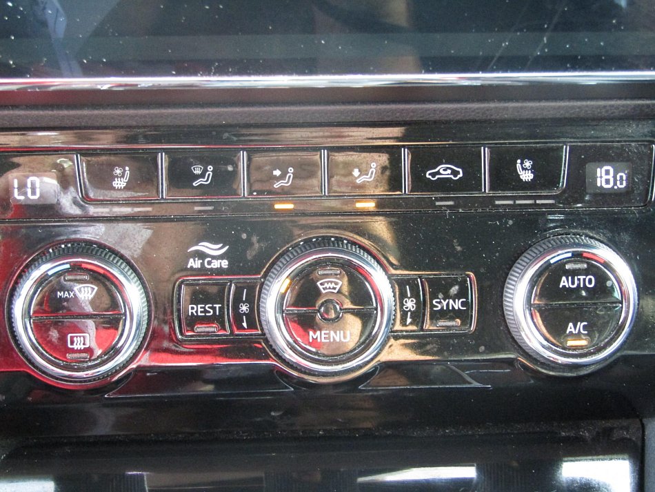 Škoda Superb III 2.0 TDi L&K