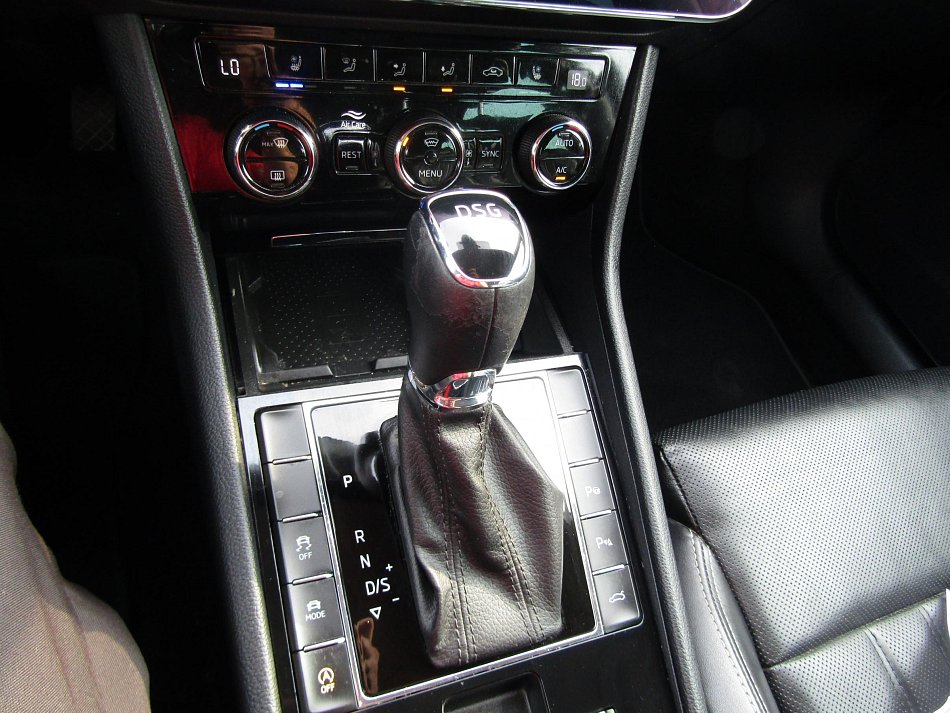 Škoda Superb III 2.0 TDi L&K