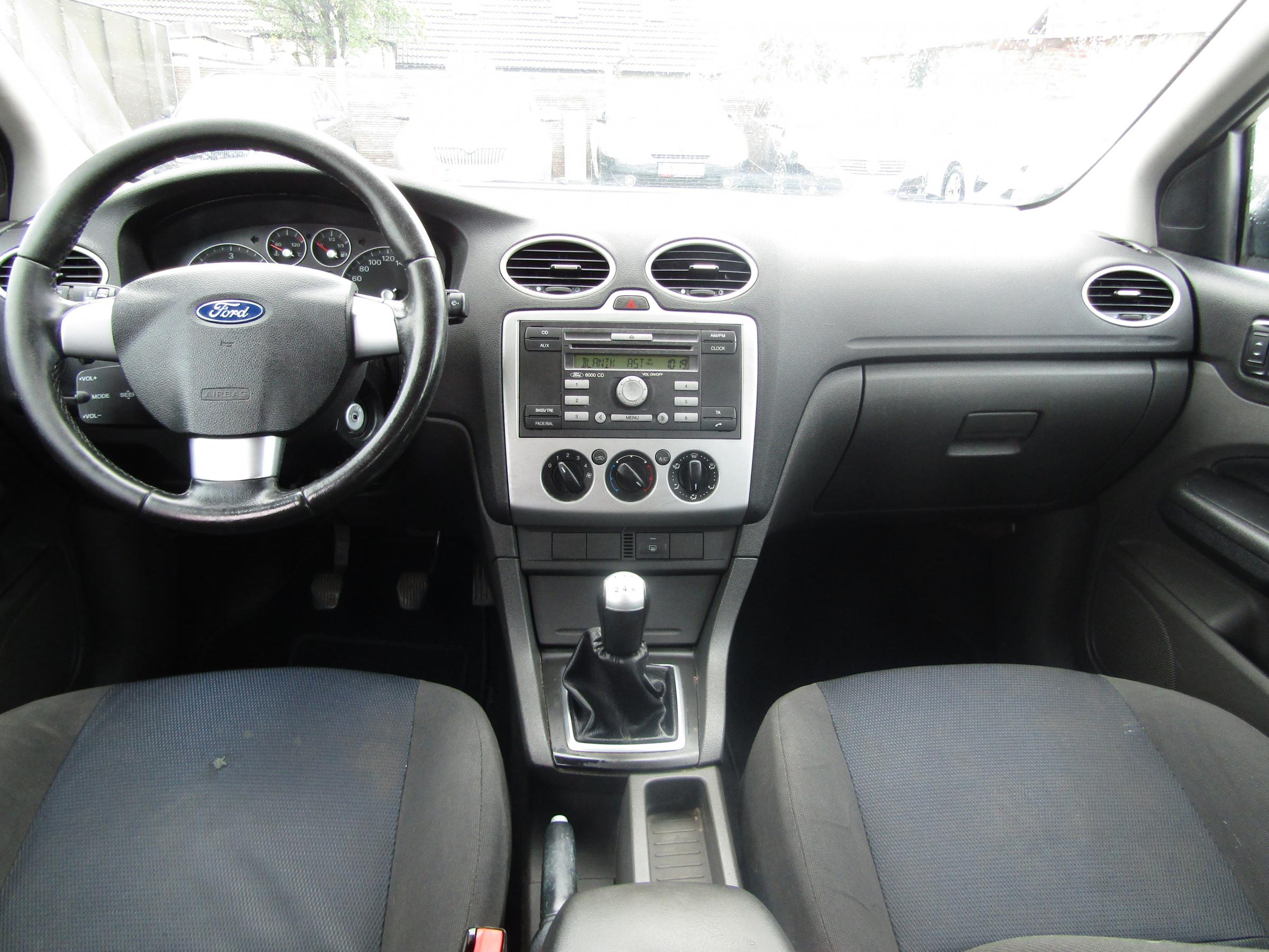 Ford Focus, 2006 - pohled č. 8