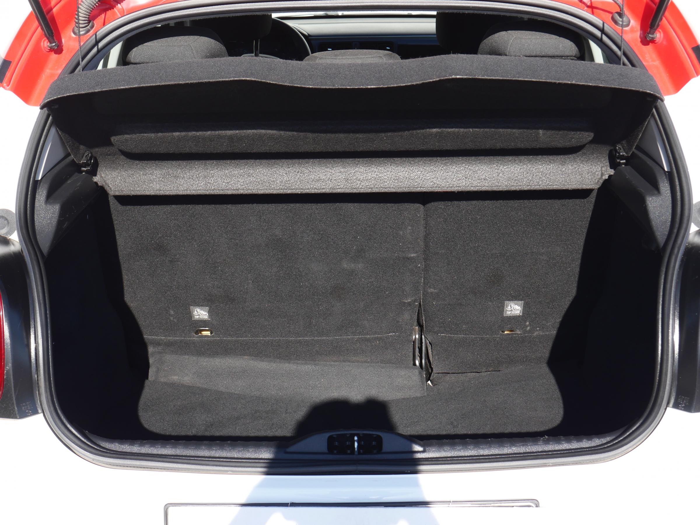 Citroën C3, 2018 - pohled č. 7